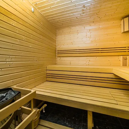 Appartement Apartia Bakery Yard & Fitness With Parking Center Brno